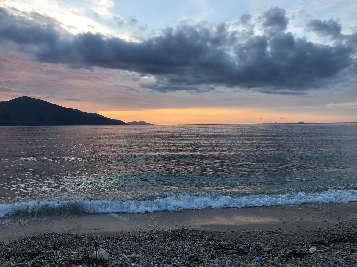 Karaburun Sunset Beach Орікум Екстер'єр фото